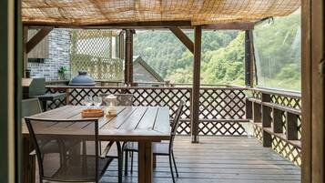 Basic Room, 2 Bedrooms (On The Hill (House/Fireplace/Karaoke)) | 1 bedroom, free WiFi