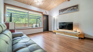 Quarto básico, 1 quarto (Maple Tree (House/Fire Pit/Karaoke)) | 1 quarto, Wi-Fi de cortesia