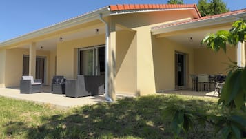 Extérieur