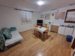 Apartment (One Bedroom Apartment with Balcony an) | Private kitchen | Fridge, toaster, cookware/dishes/utensils - Lora Apartments Gradac (Gradac)