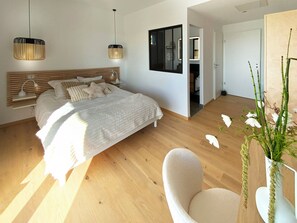 2 bedrooms, iron/ironing board, WiFi, bed sheets - L'escapage Vintage - Villa with swimming pool 15 minutes from Strasbourg city center (Eschau)
