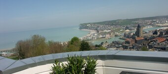 Room with double balneo duo, terrace sea view, Le Tréport, Mers les bains