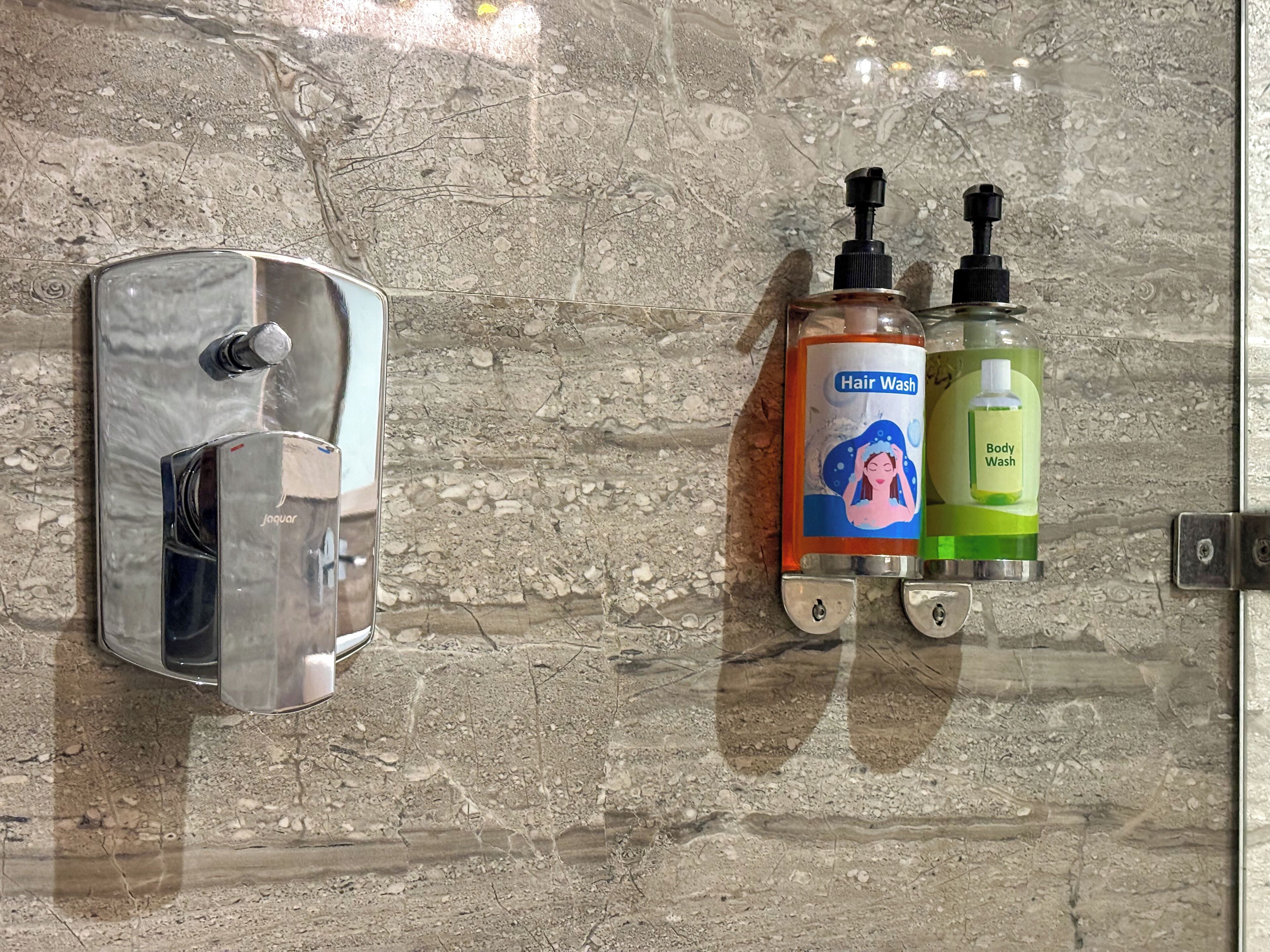 Photo - Hotel Cardinal Oxmo Delhi Airport