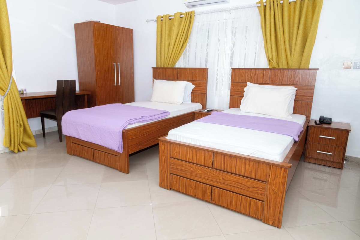 Classic Double or Twin Room | Desk, free WiFi