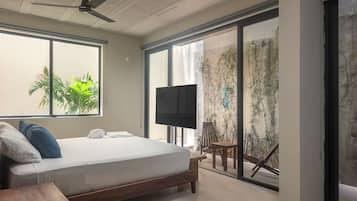 1 bedroom, in-room safe, individually decorated, individually furnished