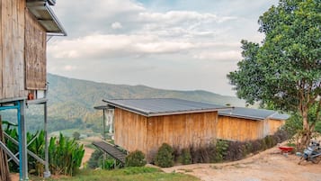 Standard Room, Mountain View | Bed sheets