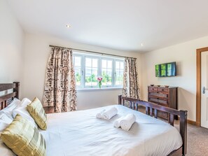 3 bedrooms, WiFi
