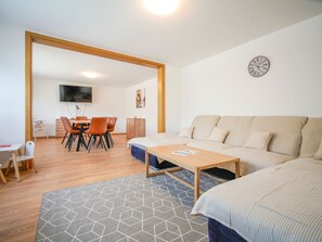 Fernseher, Kamin