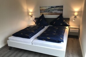 4 chambres, fer et planche à repasser, accès Internet