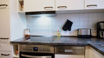 Nhà, 2 phòng ngủ, hiên | Nội thất