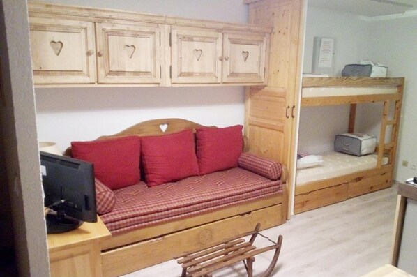 1 bedroom