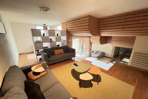 Smart TV, fireplace - Large House Near Beach for 12 (Trébeurden)