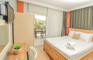 Laptop workspace, free WiFi - Gerence Alacati  (Cesme)