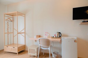 Standard Double Room, City View | Desk, blackout curtains, free WiFi, bed sheets - Baan Cocoa Boutique Hotel (Takua Thung)