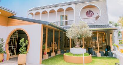 Baan Cocoa Boutique Hotel