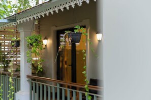 Interior detail - Villa Anjuna By Akama Stays (Anjuna)