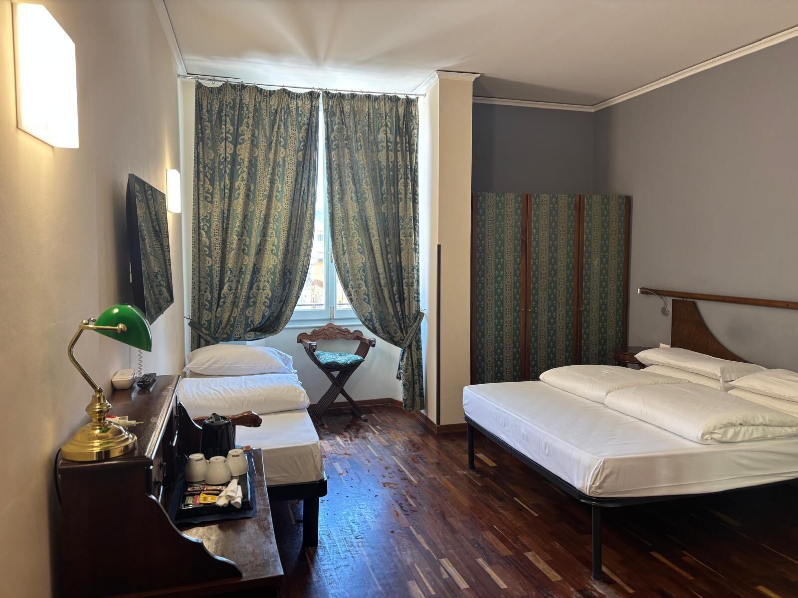Couette en duvet d'oie, coffres-forts dans les chambres