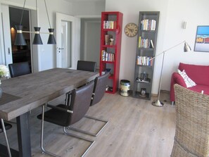 Dining - Seeadler LH-105 - Comfortable vacation apartment with 2 terraces (Stolpe auf Usedom)