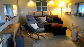 Fernseher, DVD-Player, Stereoanlage