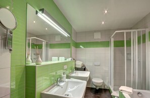 Unclassified image, 5 of 16, button