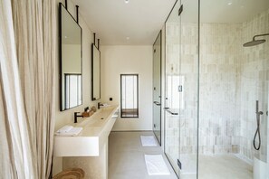 Luxury Villa, Pool View | Bathroom | Bidet, towels - Villa Bōld 06 At Bōld - Luxury Villas (Pecatu)
