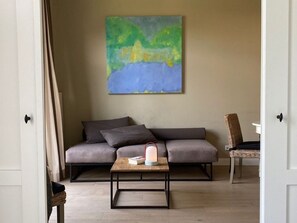 TV, DVD-spiller og stereoanlegg