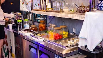 Free daily Korean breakfast