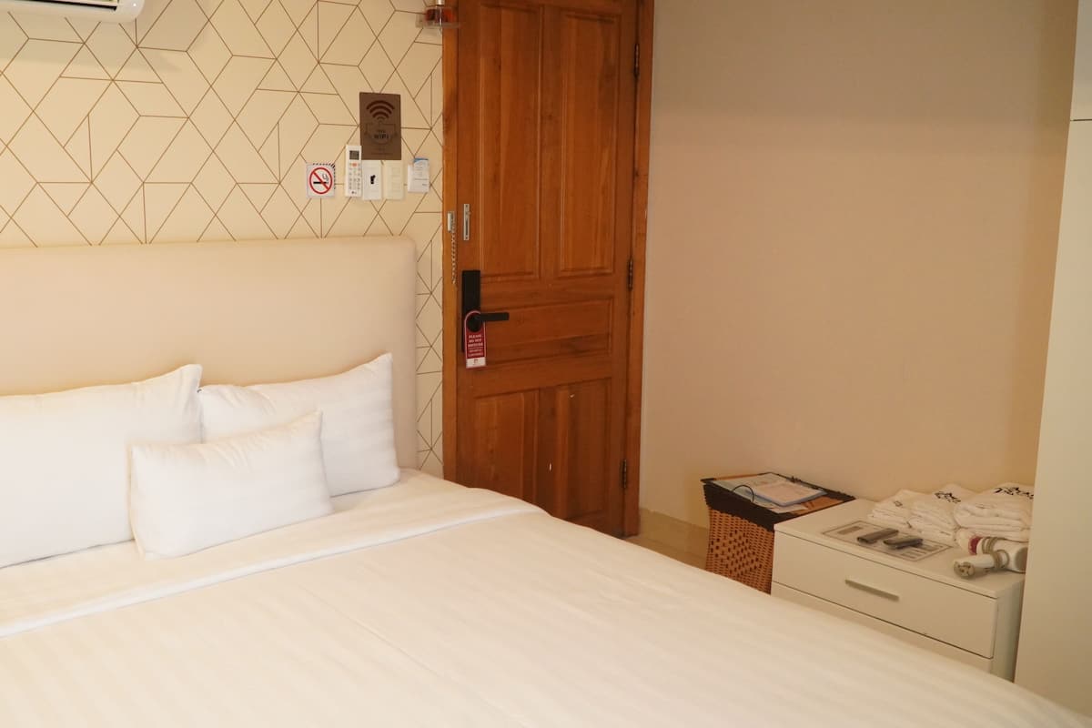 Habitación básica doble | Sábanas de algodón egipcio y ropa de cama de alta calidad