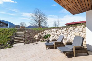 Terrace/patio - Studio Bairerkopf | Pool, sauna & mountain view (Reit im Winkl)