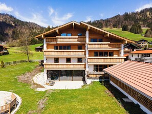 Exterior - Studio Bairerkopf | Pool, sauna & mountain view (Reit im Winkl)