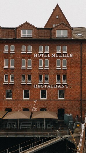 Front of property - Zur Mühle - Hotel am Fleth (Buxtehude)