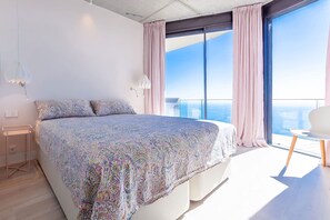 5 soverom, strykejern/-brett og wi-fi (inkludert)