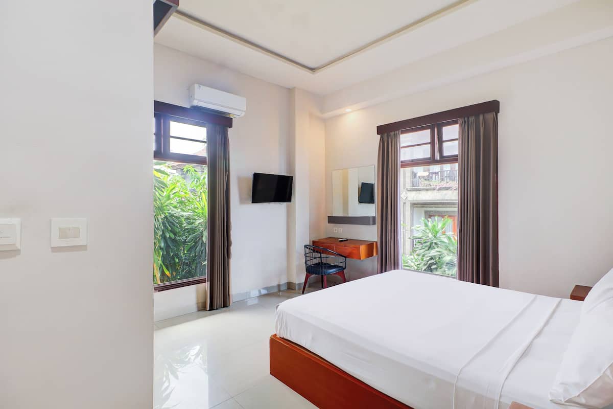 Deluxe Double Room | 1 bedroom, desk, free WiFi, bed sheets