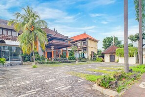 Front of property - Collection O Bali near Sanur Beach formerly Akarsa Transit (Denpasar)