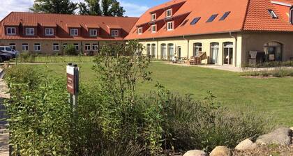 Bayard RE-12 - Gemütliches Ferienapartment Remise Bayard RE-12 in idyllischem