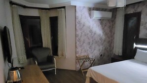 Standard Double Room, Partial Sea View - Terrace Urla (Urla)