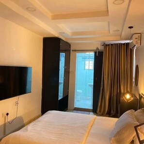 Family Apartment, Balcony, City View