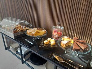 Petit déjeuner buffet compris tous les jours