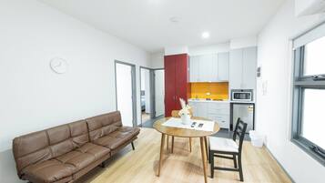 Apartament, 2 dormitoris, no fumadors, bany privat | Sala d'estar