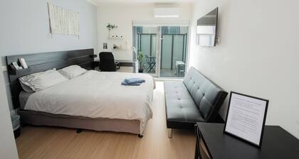 Melbourne Studio Apartments Hotel @ 138 Elgin Carlton