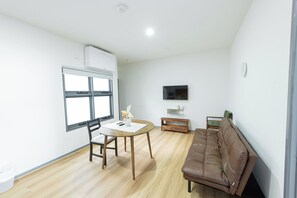 Apartment, 2 Bedrooms, Non Smoking, Private Bathroom | Living area - Melbourne Studio Apartments Hotel @ 138 Elgin Carlton (Carlton)