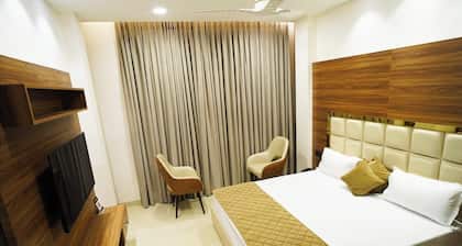 Hotel Ovel hotel Ludhiyana