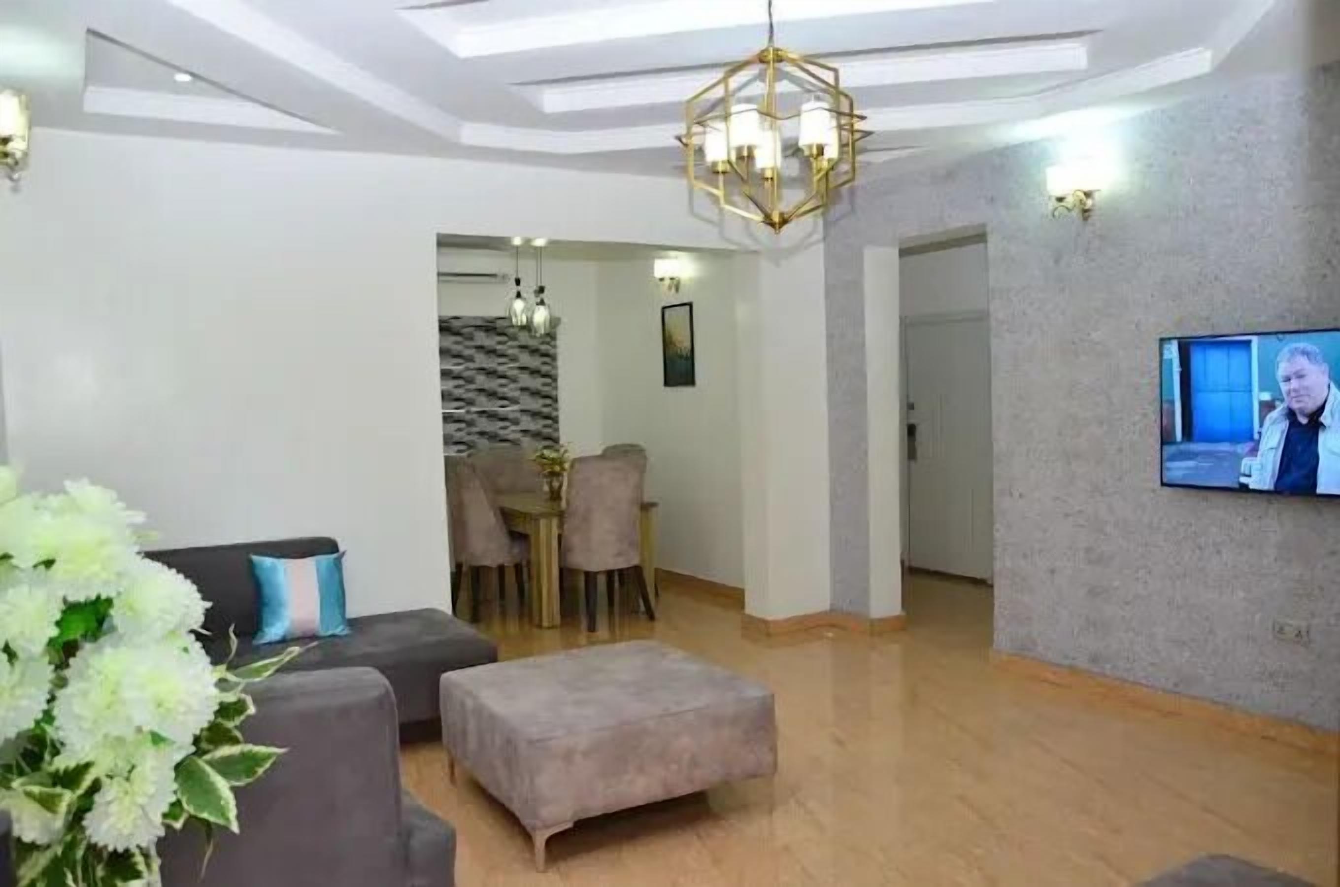 Family Apartment, Balcony, City View | Living area