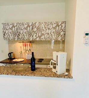 Fridge, toaster