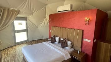 Chambre Deluxe, balcon | Rideaux d’obscurcissement