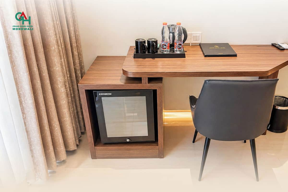 Soundproofing, free WiFi