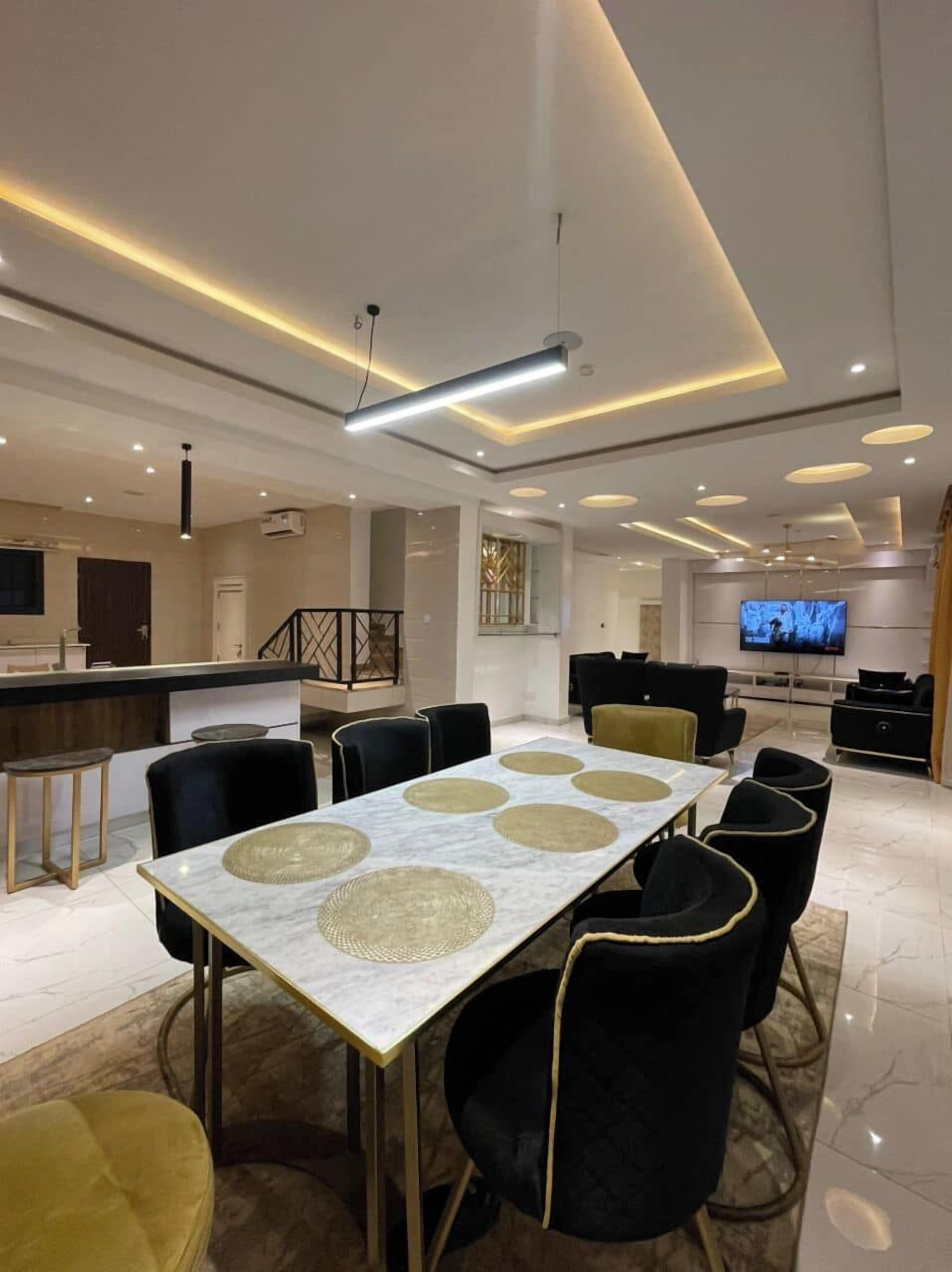 Economy Apartment, Balcony, City View | Dining room