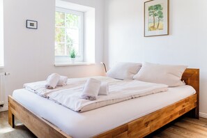 3 sovrum, strykjärn/strykbräda, gratis wi-fi och sängkläder