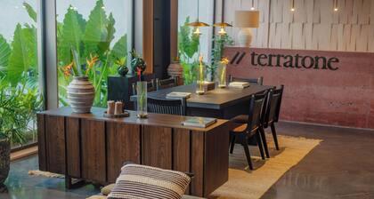 TERRATONE BOUTIQUE BUSINESS HOTEL