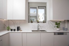 Fridge, microwave, oven, dishwasher